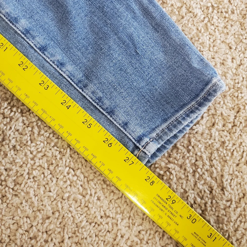 Frame Le Skinny De Jeanne Crop Distressed Light Wash Size 25 - Picture 9 of 14